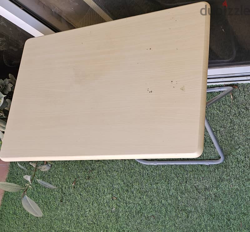 Foldable table 2