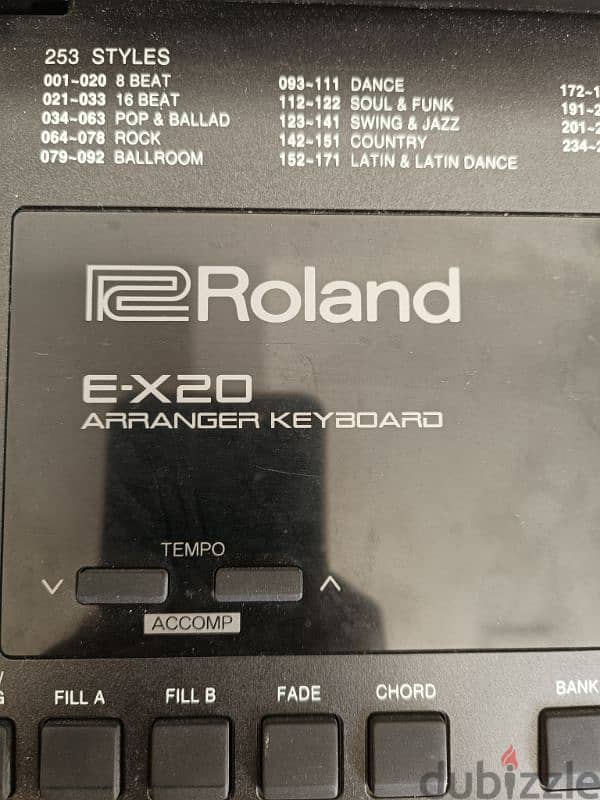 Piano Roland 61-Keys Arranger Keyboard E-X20 7