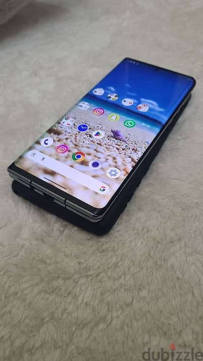 Sharp aquos R6 12/128 flagship