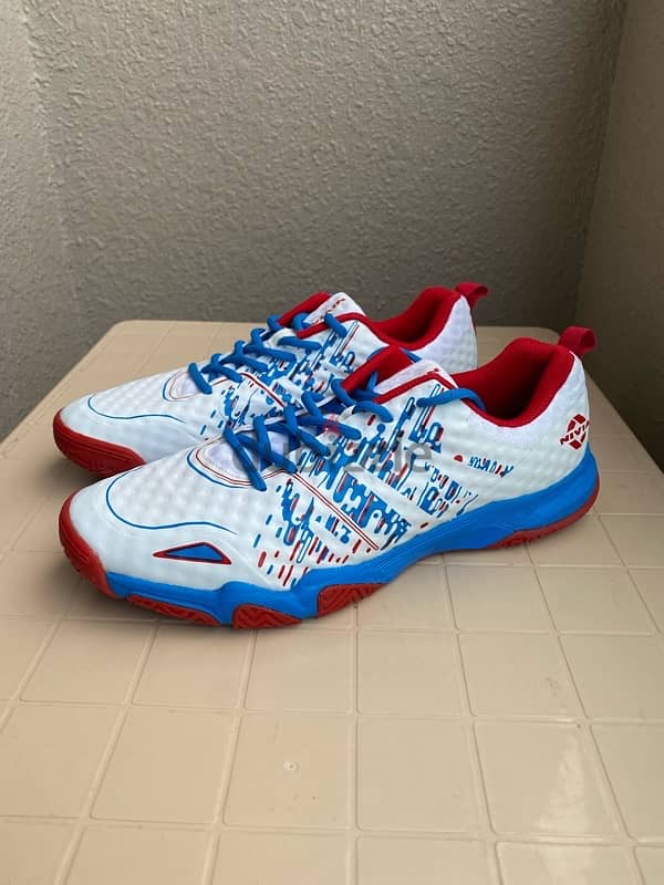 Badminton shoes- New 0