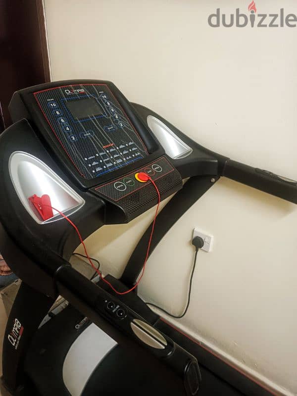 Olympia treadmill 3HP excellent condition for sale. 5