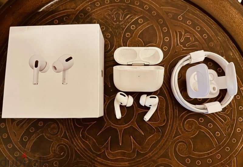 airpods pro (new) 0