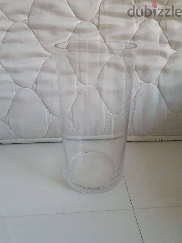 Clear Vase 1