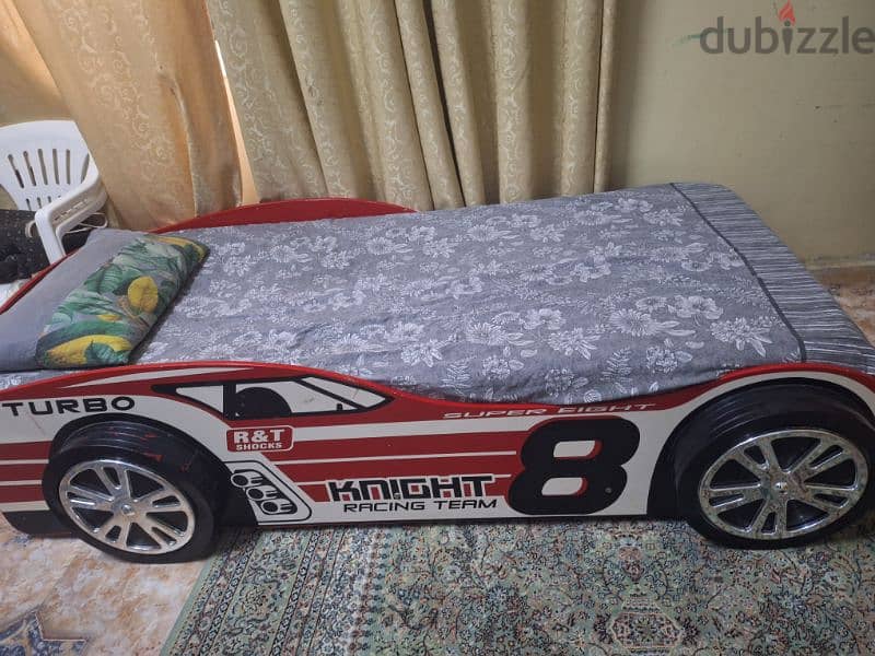 Car bed with mattress heavy wood adult aslo can use 0