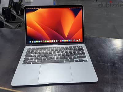 MACBOOK AIR LIKE NEW 2020 13.3" RETINA DISPLAY