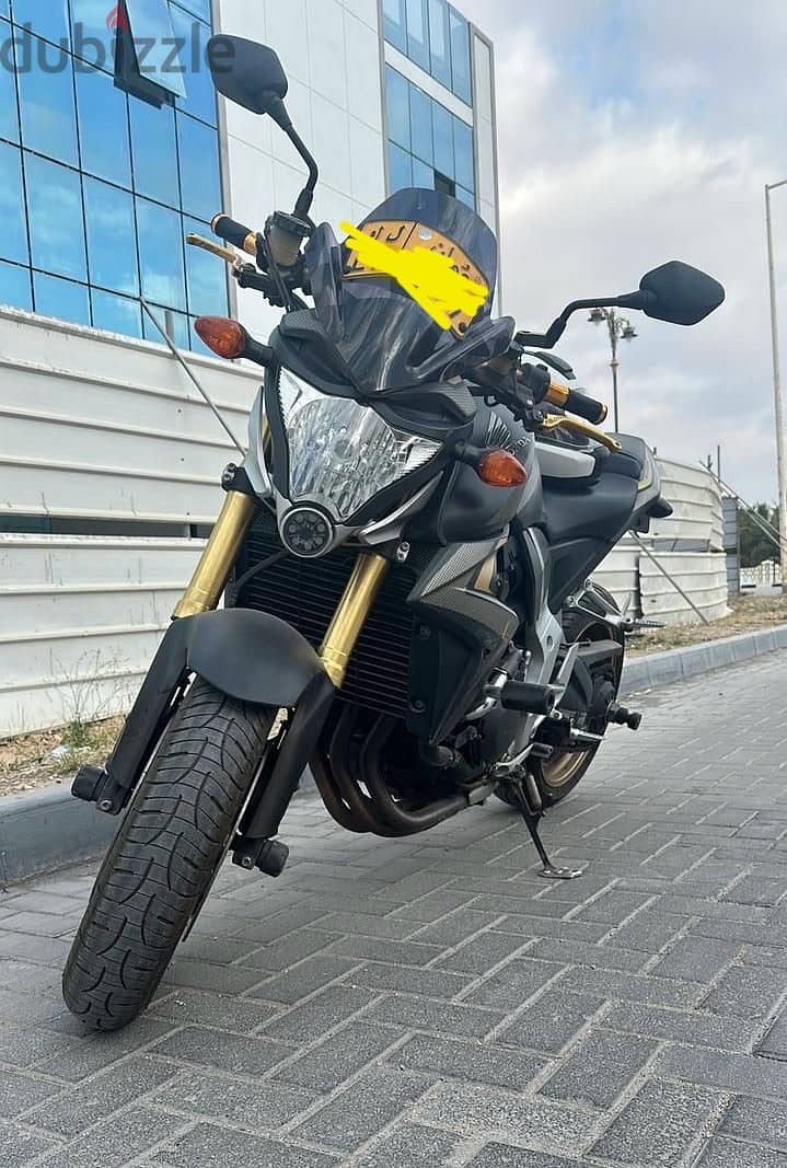 Honda cb1000r/2014/2300 OMR/black/28000km/salalah 1