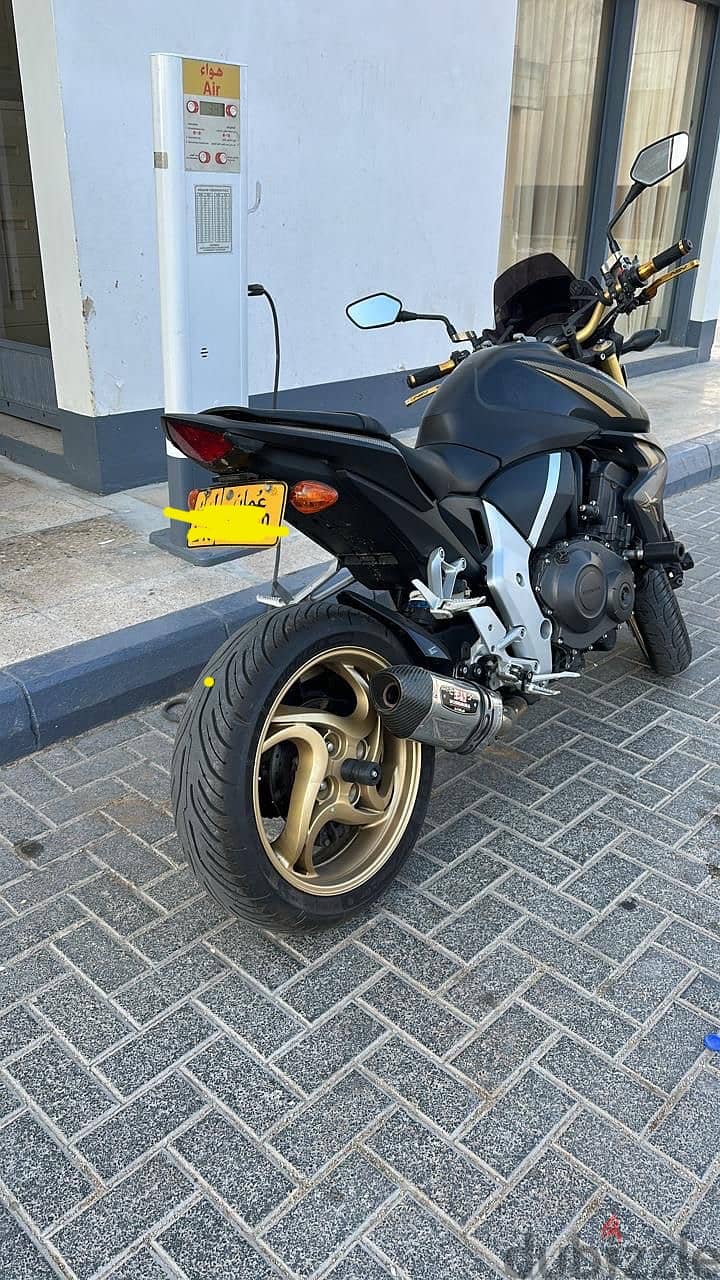 Honda cb1000r/2014/2300 OMR/black/28000km/salalah 2