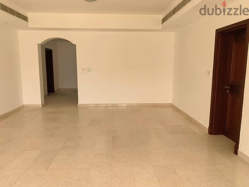 Luxury 2-Bedroom Townhouse Apartment for Rent in Muscat hills, Muscat 1