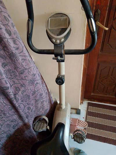 lifetrack streamly exercise bike