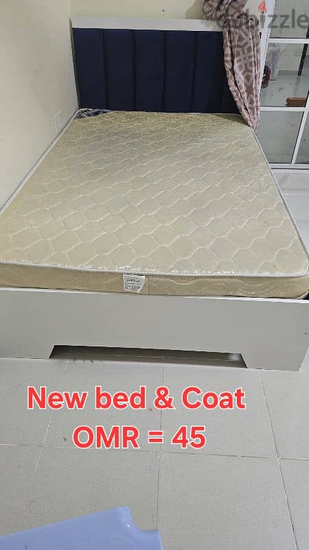 Single Coat with bed 0