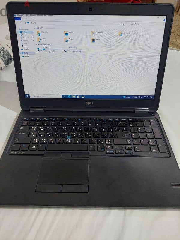 DELL LAPTOP E5550 1