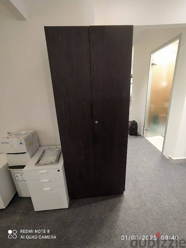 2 door wardrobe 0