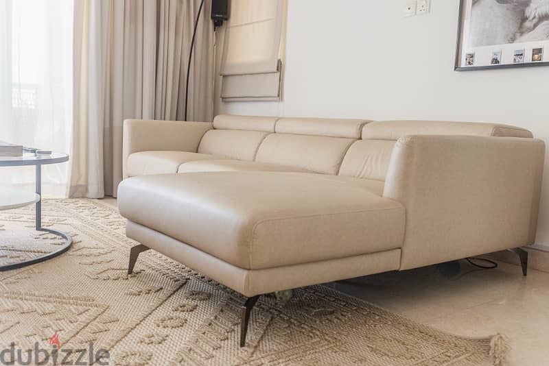 3 Seater L shape leather sofa 1