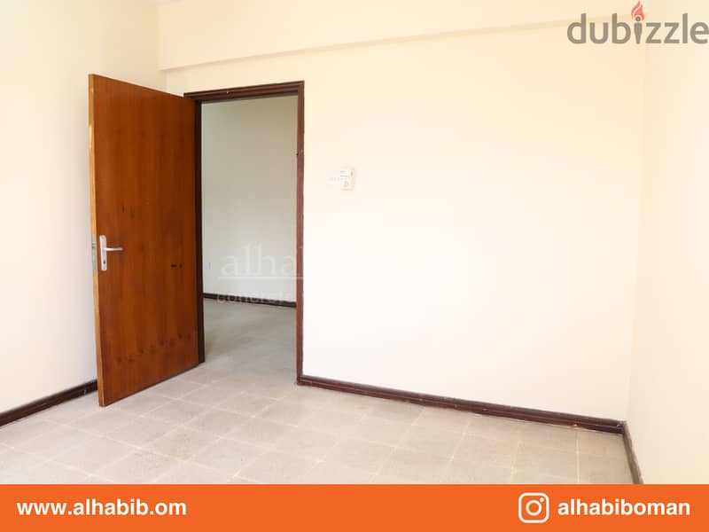 1BR and 2BR Apartments at Al Khuwair - Sala 4