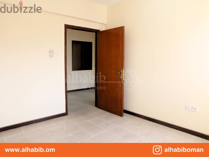 1BR and 2BR Apartments at Al Khuwair - Sala 5