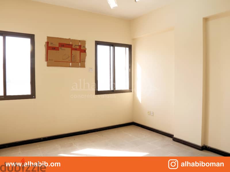 1BR and 2BR Apartments at Al Khuwair - Sala 6