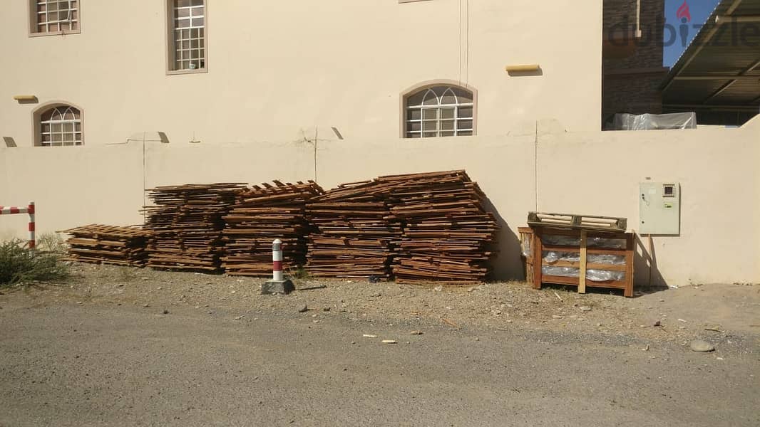 wooden and pallets 0