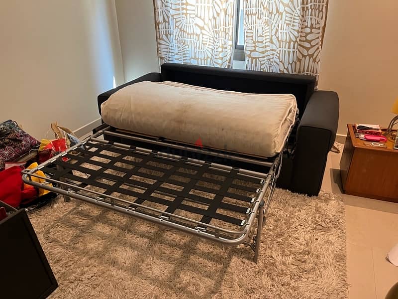 Sofa bed in excellent condition 4