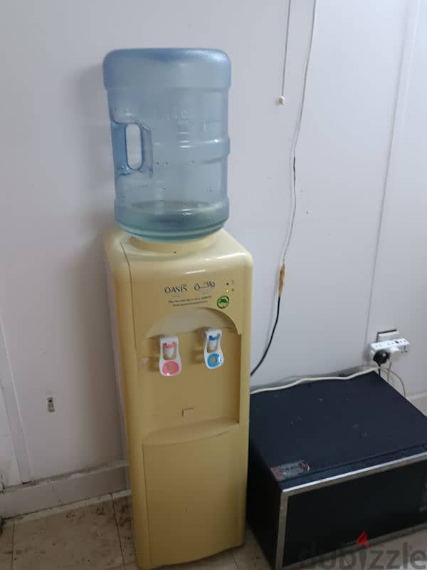 water dispenser good working 1