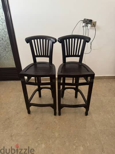 "Set of 2 Black Kitchen Chairs - Great Condition! Only OMR 17!"