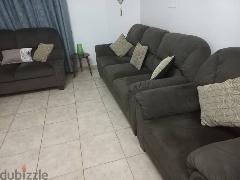 Sofa 6 seater ,centreline table+wall unit 0