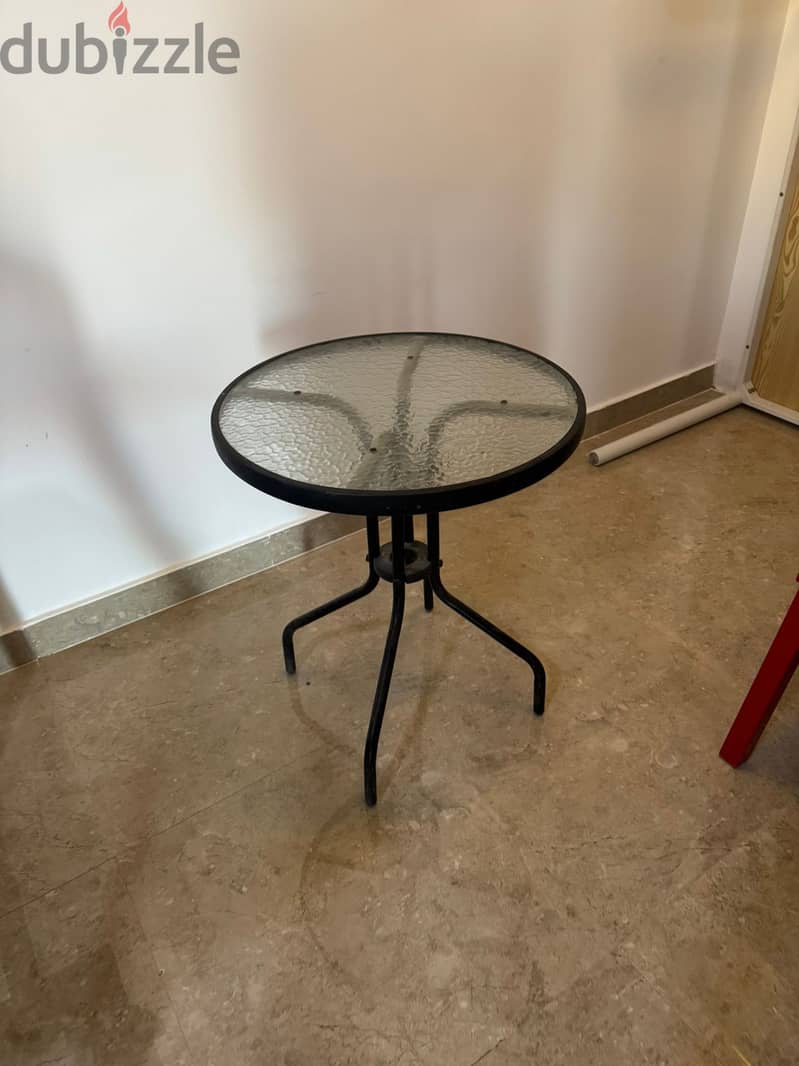 "Small Glass Garden Table - Great Condition! Only OMR 10!" 3