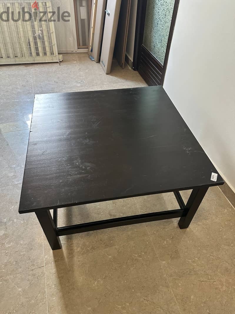 Nice Small Coffee Table - Great Condition! Only OMR 10! 4