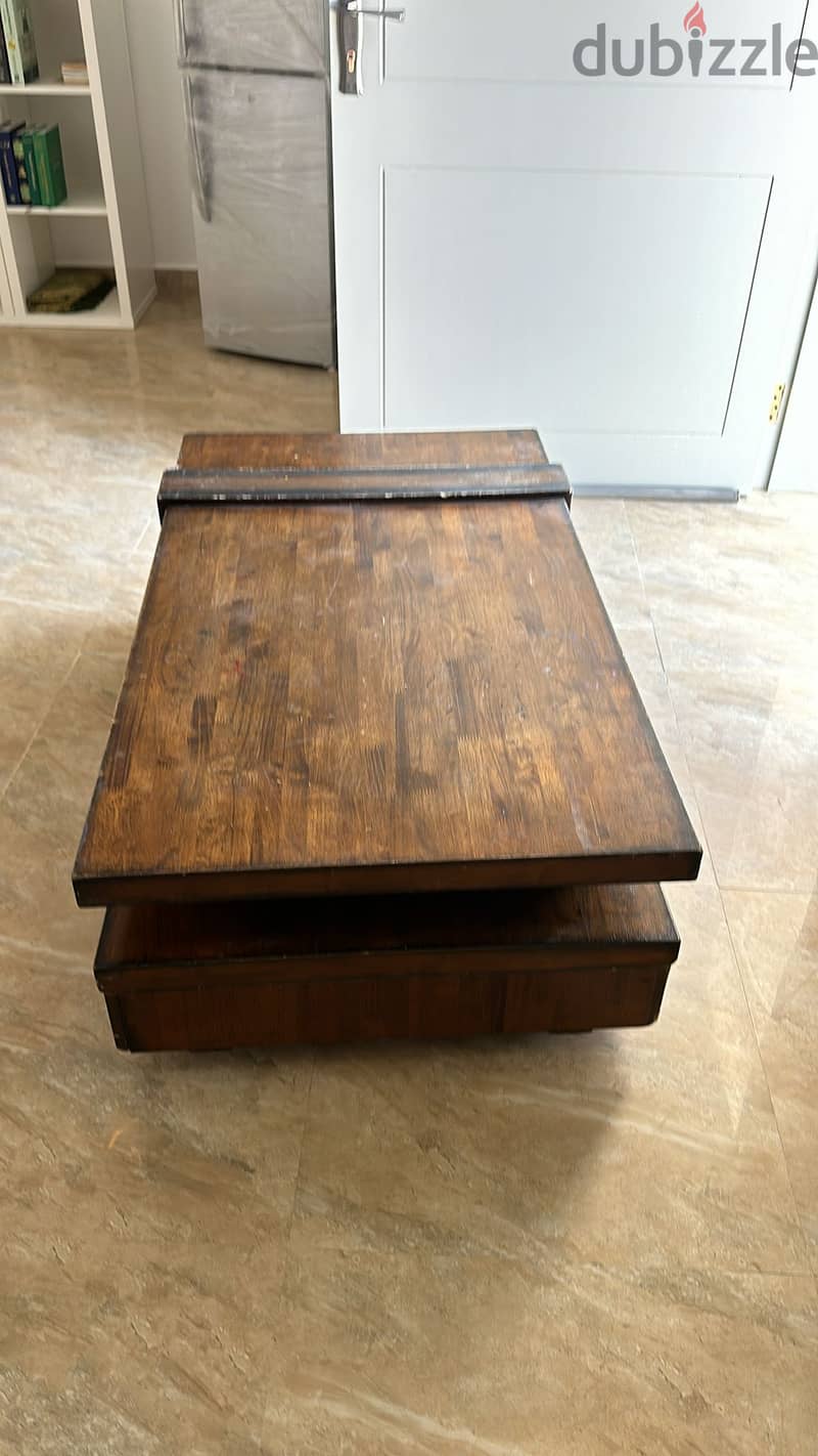 Luxurious Wooden Coffee Table/TV Stand - Heavy Wood! Only OMR 16! 1