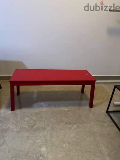 Small Coffee Table - Great Condition! Only OMR 10!