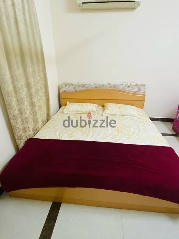 KING SIZE BED & 2 DOOR CUPBOARD & SIDE TABLE 0