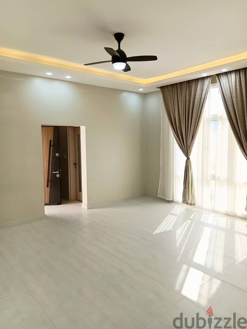 "SR- AS-717 Spacious Villa for Rent in Al Mawaleh South 4