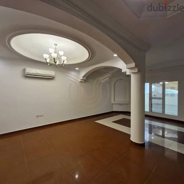 AL QURUM | LUXURIOUS 6 BR VILLA FOR RENT 2