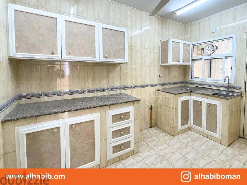 2BR Apartment at Ruwi MBD - Matar Al Kadeem 3