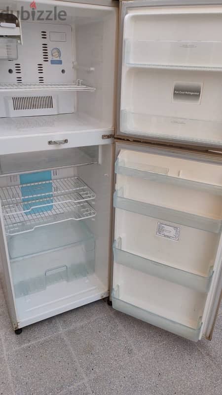 refrigerator 1