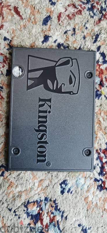 Kingston SSD 1 tb almost new