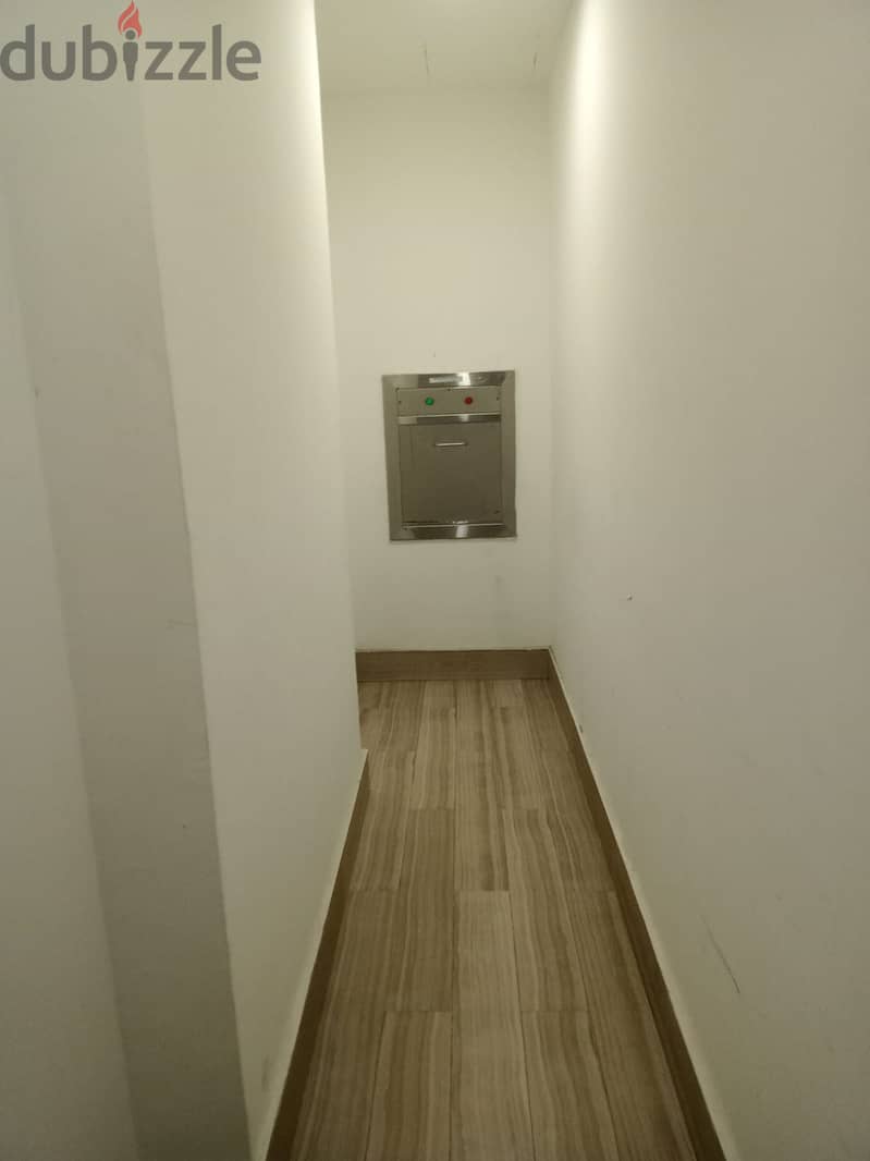 1 studio room for rent in Al Rimal Building, furnished 17