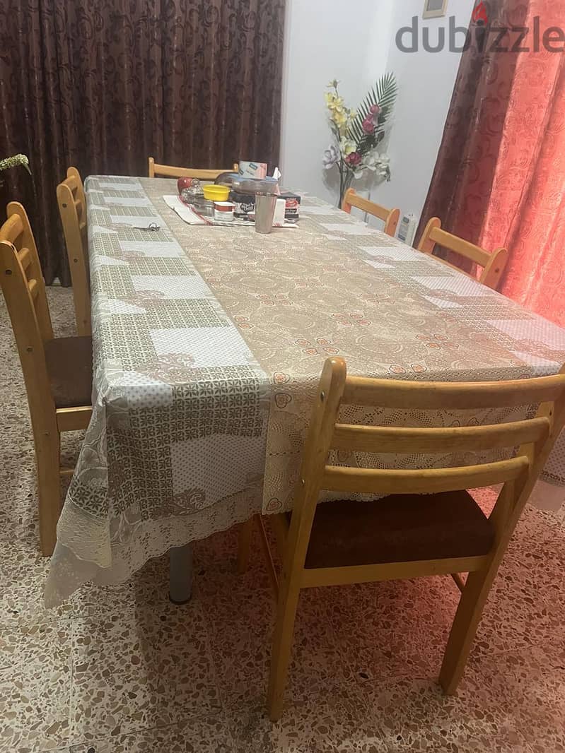 Big size Dining Table with 6 chairs 0