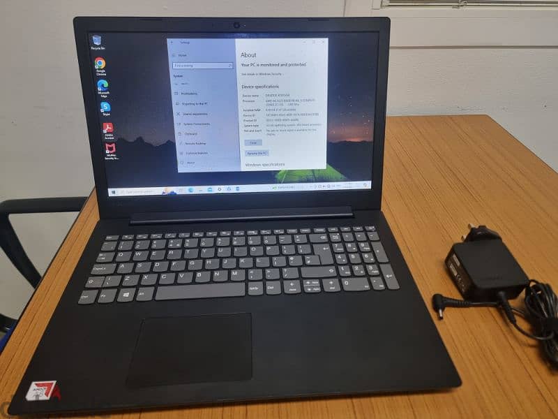 Lenovo laptop (8gb+1tb) 1