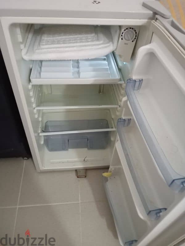 sale urgent refrigerator good condition 1