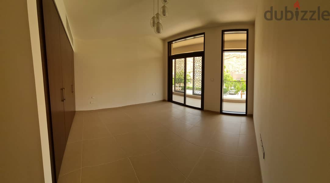 Exceptional 2+1 BHK Apartment for Sale in Muscat Bay – Zaha PPA374 9