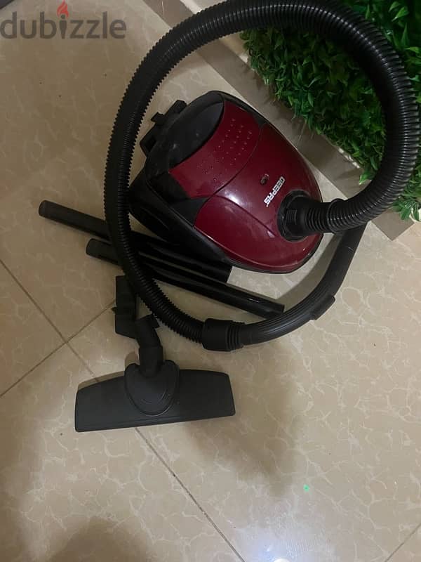 geepas vaccum cleaner 1