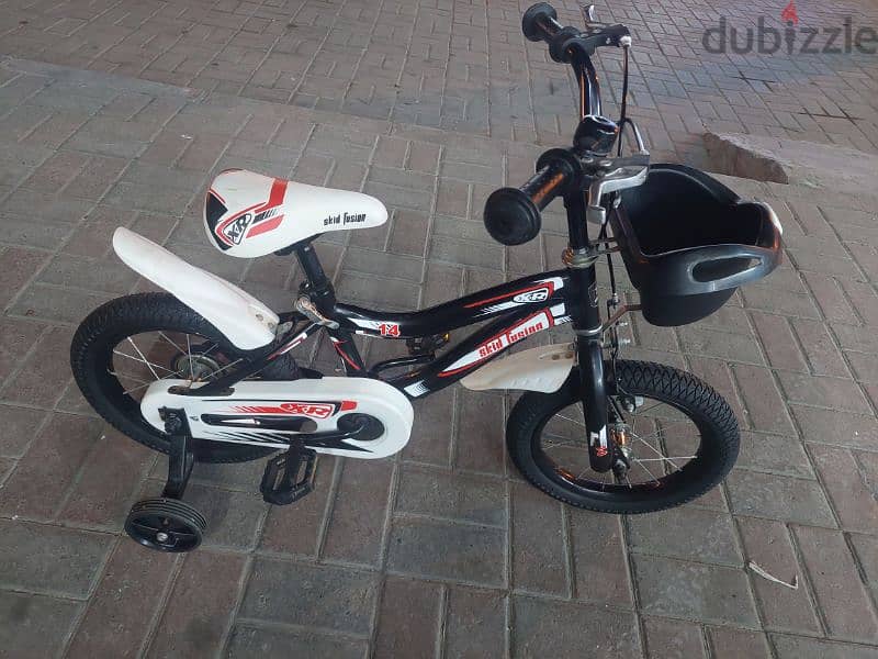 skid fusion bicycles size 14 my WhatsApp 97658846 2