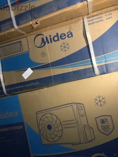 Midea AC 3ton Cassette 2Ac