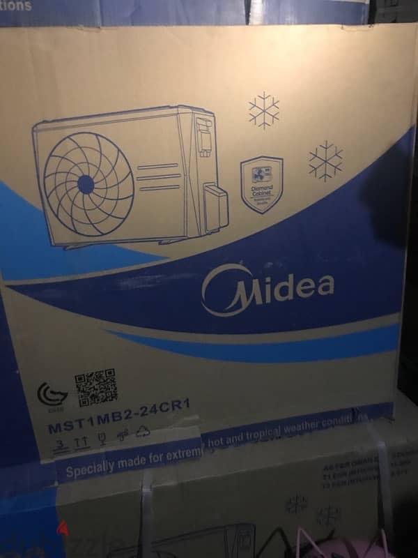 Midea AC 3ton Cassette 2Ac 1