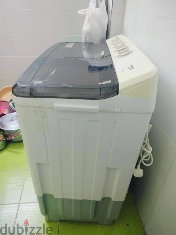 Washing machine 18 kg used in good condition 2