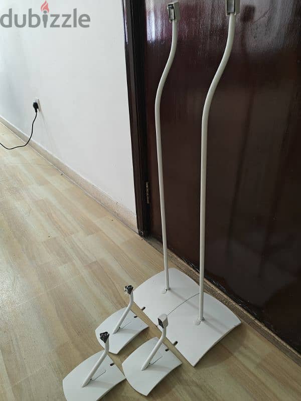 Bose speaker stand. 4