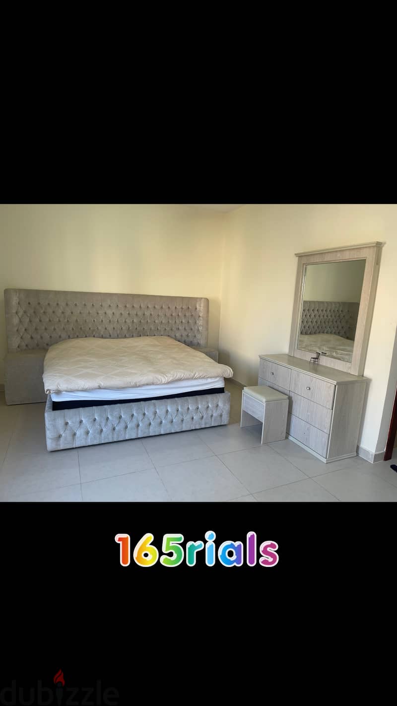 Sofa and furnitures 8