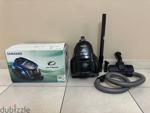 Samsung Airtrack SC4570 2000W Canister Vacuum cleaner 1