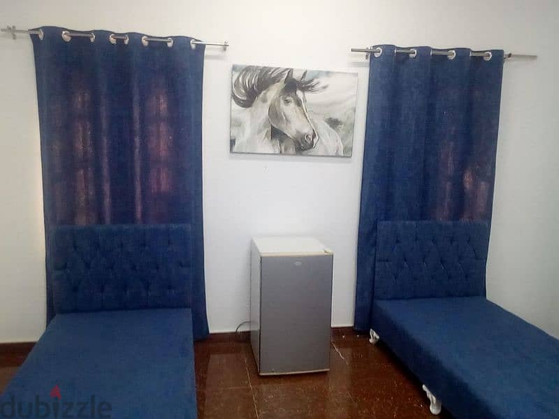 room for rent with furniture 3