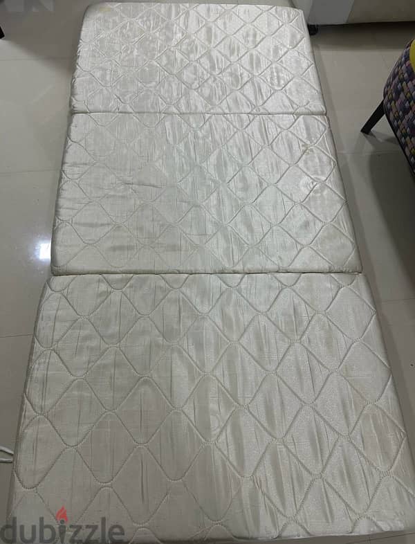 single sized mattresses( 2 Numbers) @ OMR 6. Plz message no calls. 0